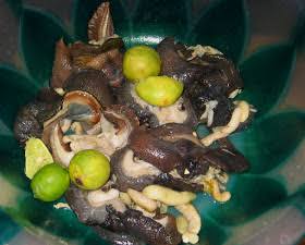 2 Nigerian Snail Delicacy For Your Delight